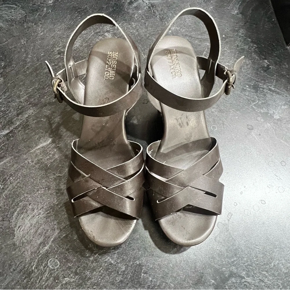 Mossimo chunky wood heel Women's dark Brown Strappy Wedge Boho Sandals Wm 8.5